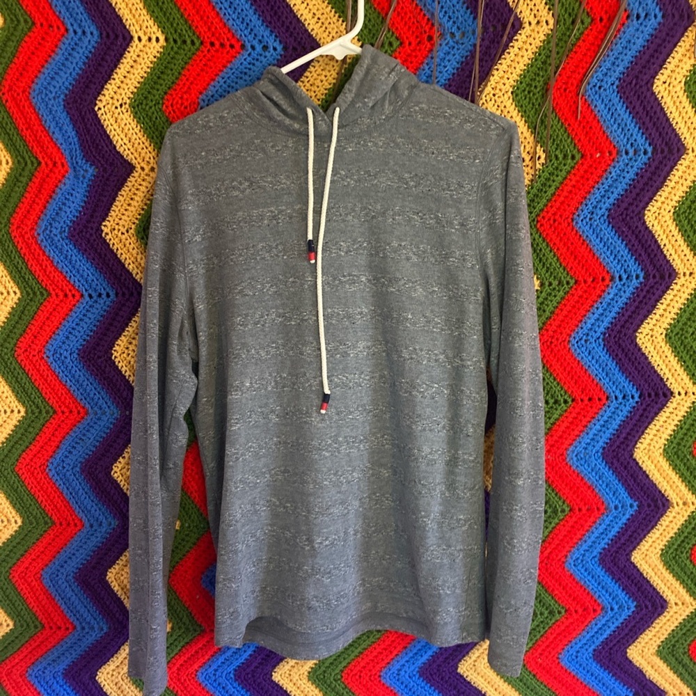 Light weight hoodie. No pockets.
